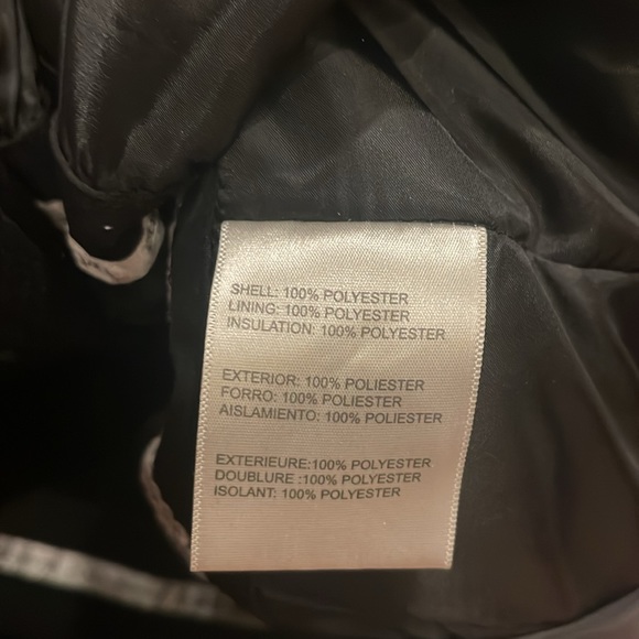 Liz Claiborne women’s black winter hooded coat. Size S/M. - Picture 8 of 10